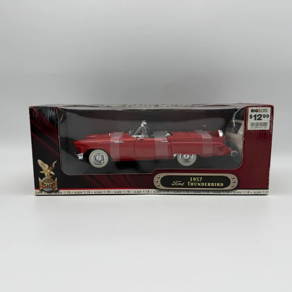 YAT MING 1957 Ford Thunderbird Red Road Signature Deluxe Edition Diecast 1:18
